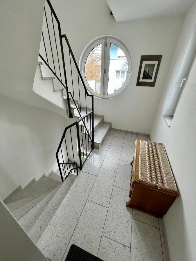 Komplette Wohnung In Wendelstein Bei Nuernberg - Messenaehe Ngoại thất bức ảnh